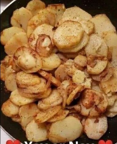 Fried Potatoes, Onions, and Smoked Polish SausageFried Potatoes, Onions, and Smoked Polish Sausage