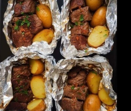 Garlic Steak and Potato Foil Packets