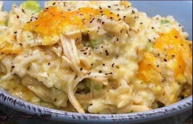 Creamy Chicken and Rice Casserole: A Comforting Culinary Symphony