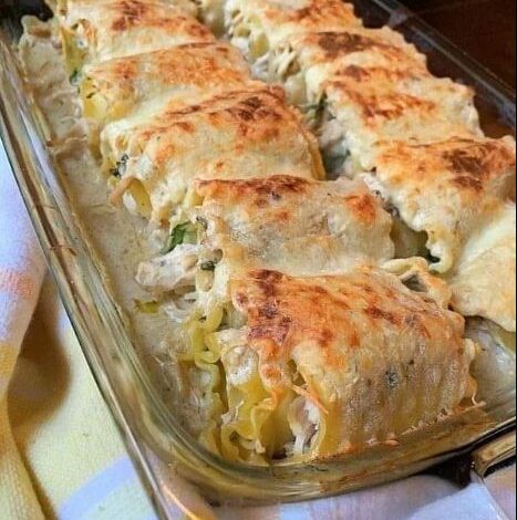 Chicken Alfredo Lasagna Roll-Ups