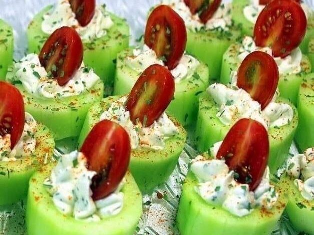 Delicious Cucumber Bites with Herbs, Cream Cheese, and Cherry Tomato Recipe: A Perfect Appetizer for Any Occasion