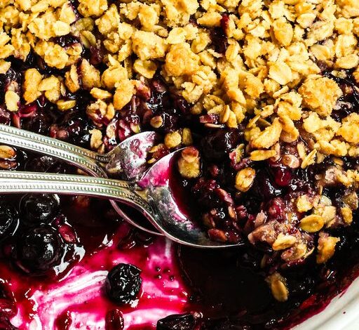 Easy Blueberry Crisp